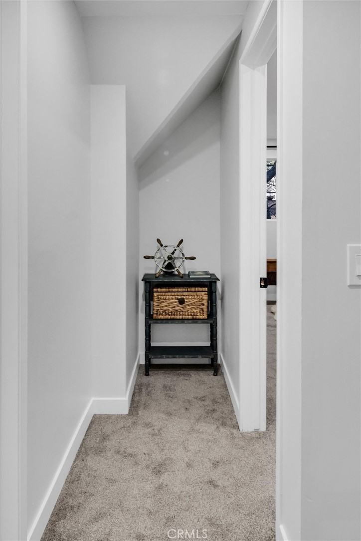 377 Hillside Road Lake Arrowhead, CA 92352 - Photo 19 of 33 a view of an empty room