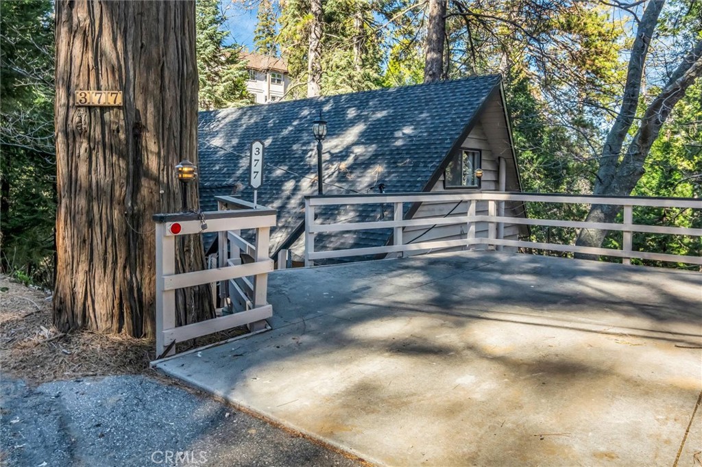 377 Hillside Road Lake Arrowhead, CA 92352 - Photo 32 of 33 a view of house with outdoor space