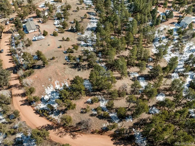 a view of a outdoor space with mountain view