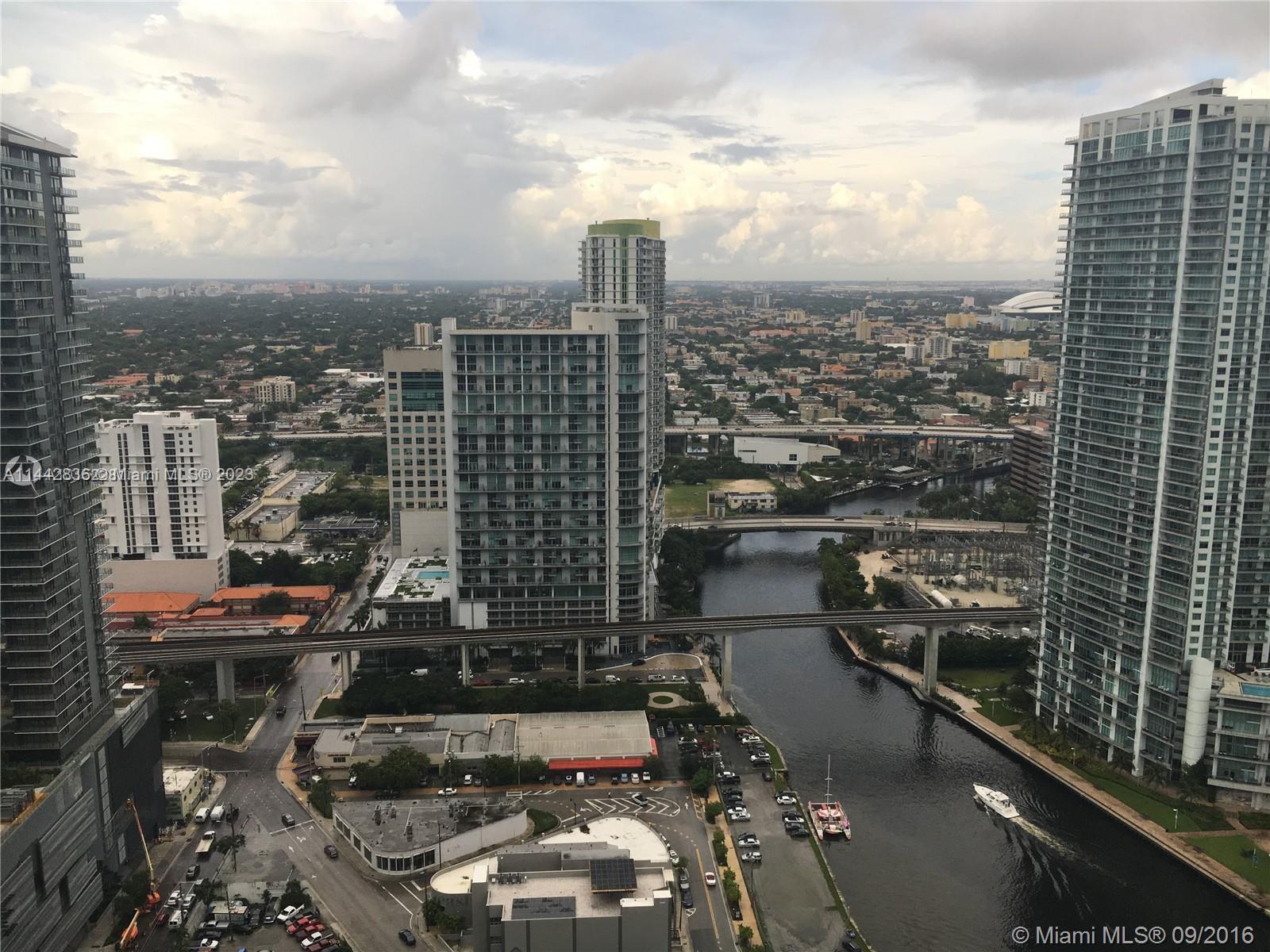 68 Southeast 6th Street, Unit 3510 Miami, FL 33131 - Photo 13 of 19 a view of city