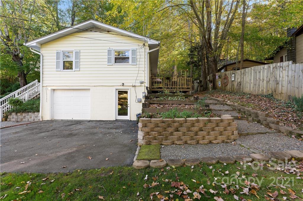 131 Davis Cove Road Waynesville, NC 28786 - Photo 23 of 28 Gallery Image 23