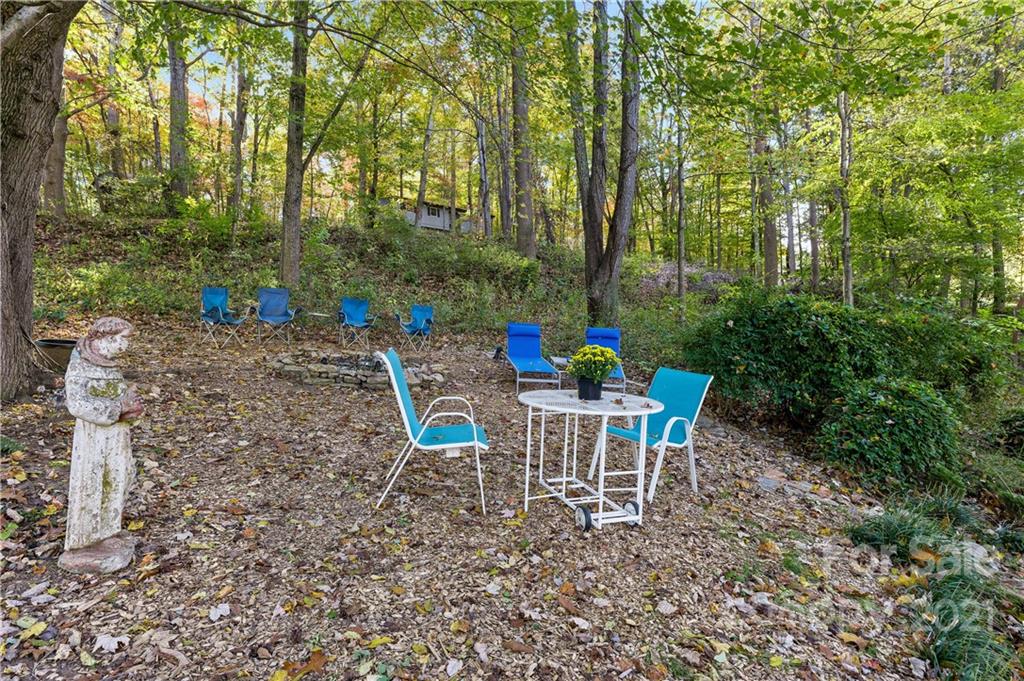 131 Davis Cove Road Waynesville, NC 28786 - Photo 27 of 28 Gallery Image 27