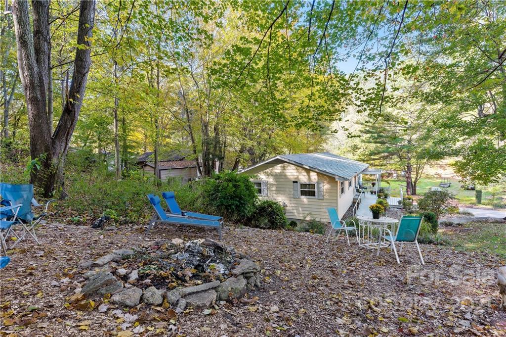 131 Davis Cove Road Waynesville, NC 28786 - Photo 28 of 28 Gallery Image 28