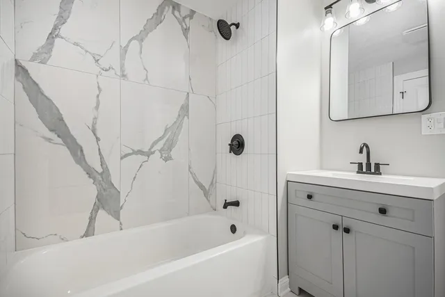 $429,900 | 225 Sunrise Avenue, Willowbrook, IL 60527