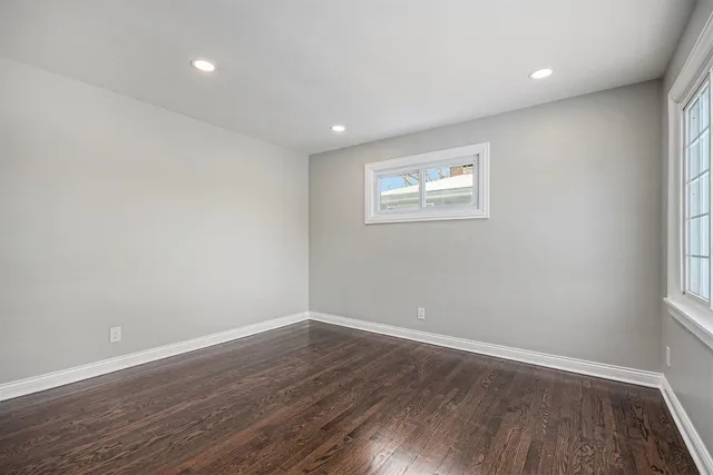 $429,900 | 225 Sunrise Avenue, Willowbrook, IL 60527