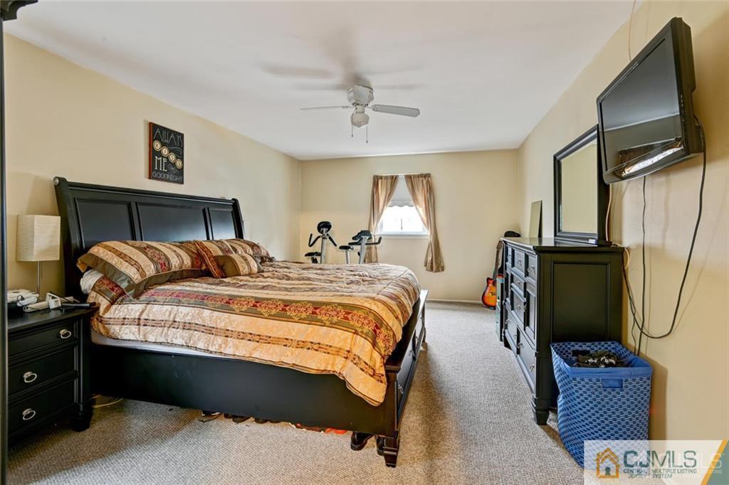 19 Myrtle Road East Brunswick, NJ 08816 - Photo 18 of 25 Gallery Image 18