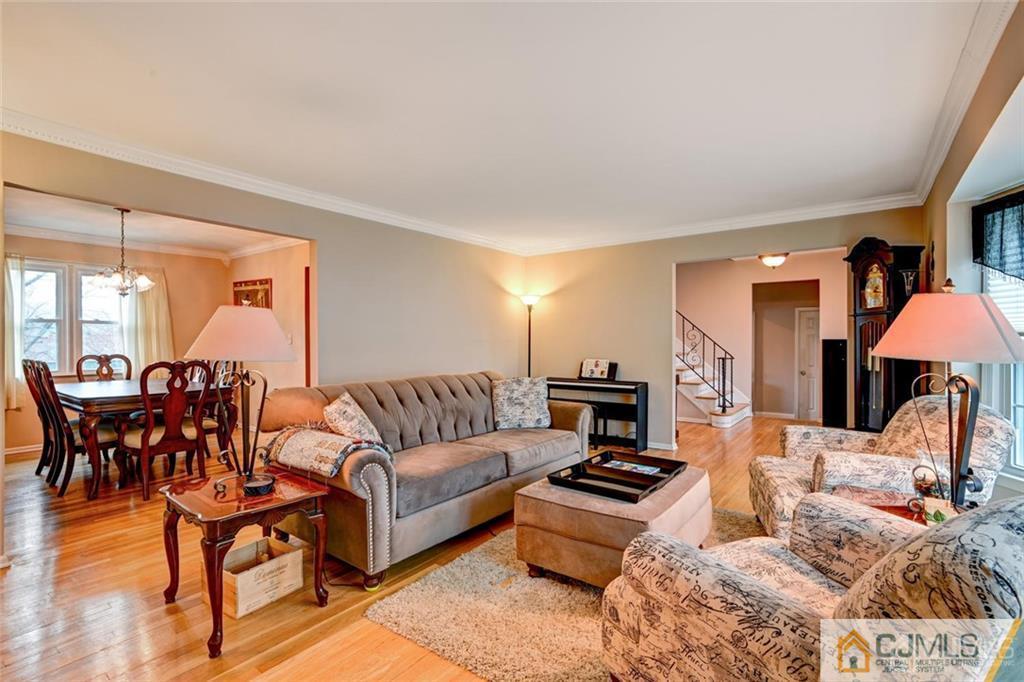 19 Myrtle Road East Brunswick, NJ 08816 - Photo 7 of 25 Gallery Image 7