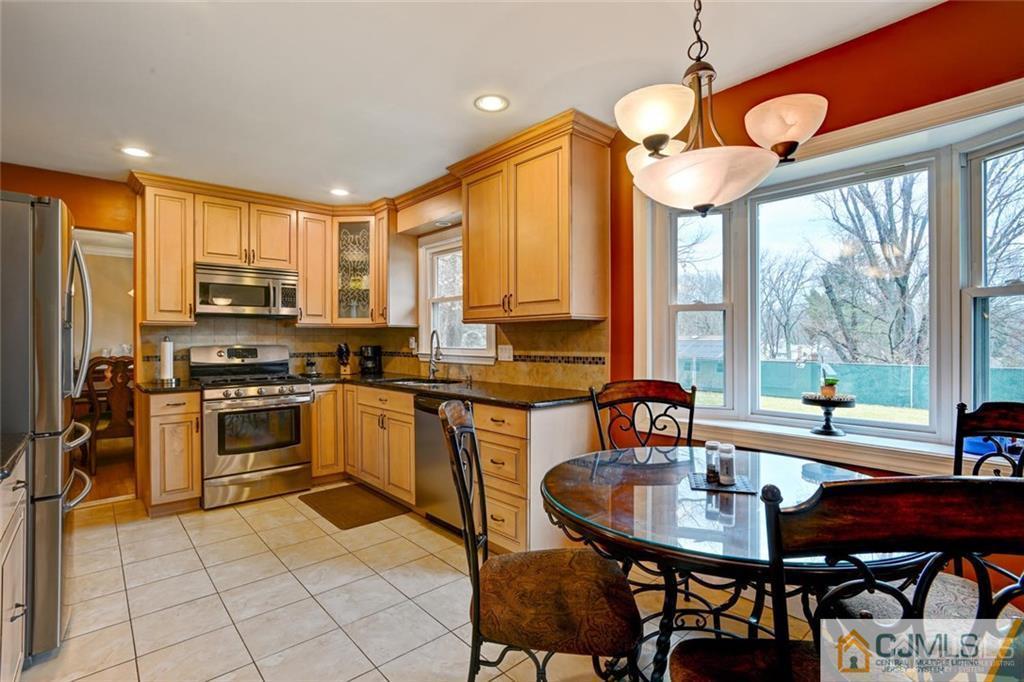 19 Myrtle Road East Brunswick, NJ 08816 - Photo 10 of 25 Gallery Image 10