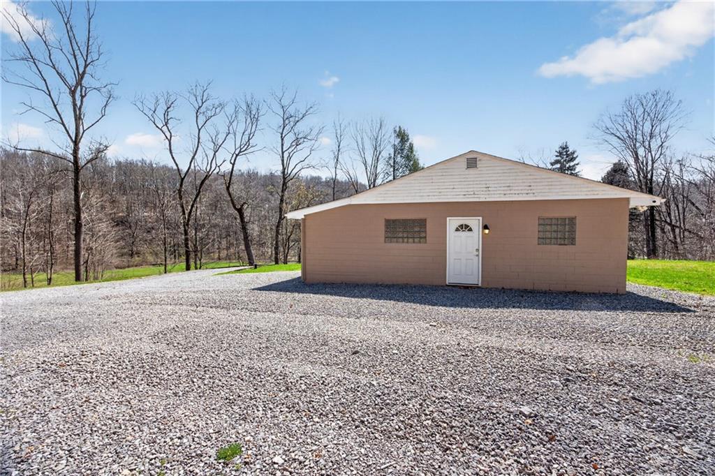 2523 Union Valley Road New Castle, PA 16101 - Photo 31 of 32