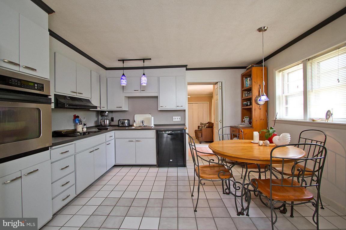 210 R Kline Road Stevens, PA 17578 - Photo 17 of 61