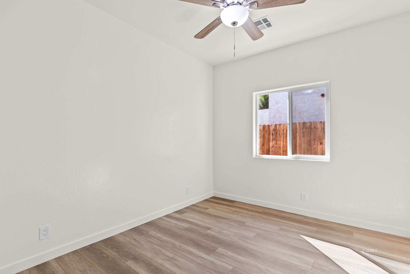 300 South Lincoln Street Ridgecrest, CA 93555 - Photo 19 of 36 Gallery Image 19