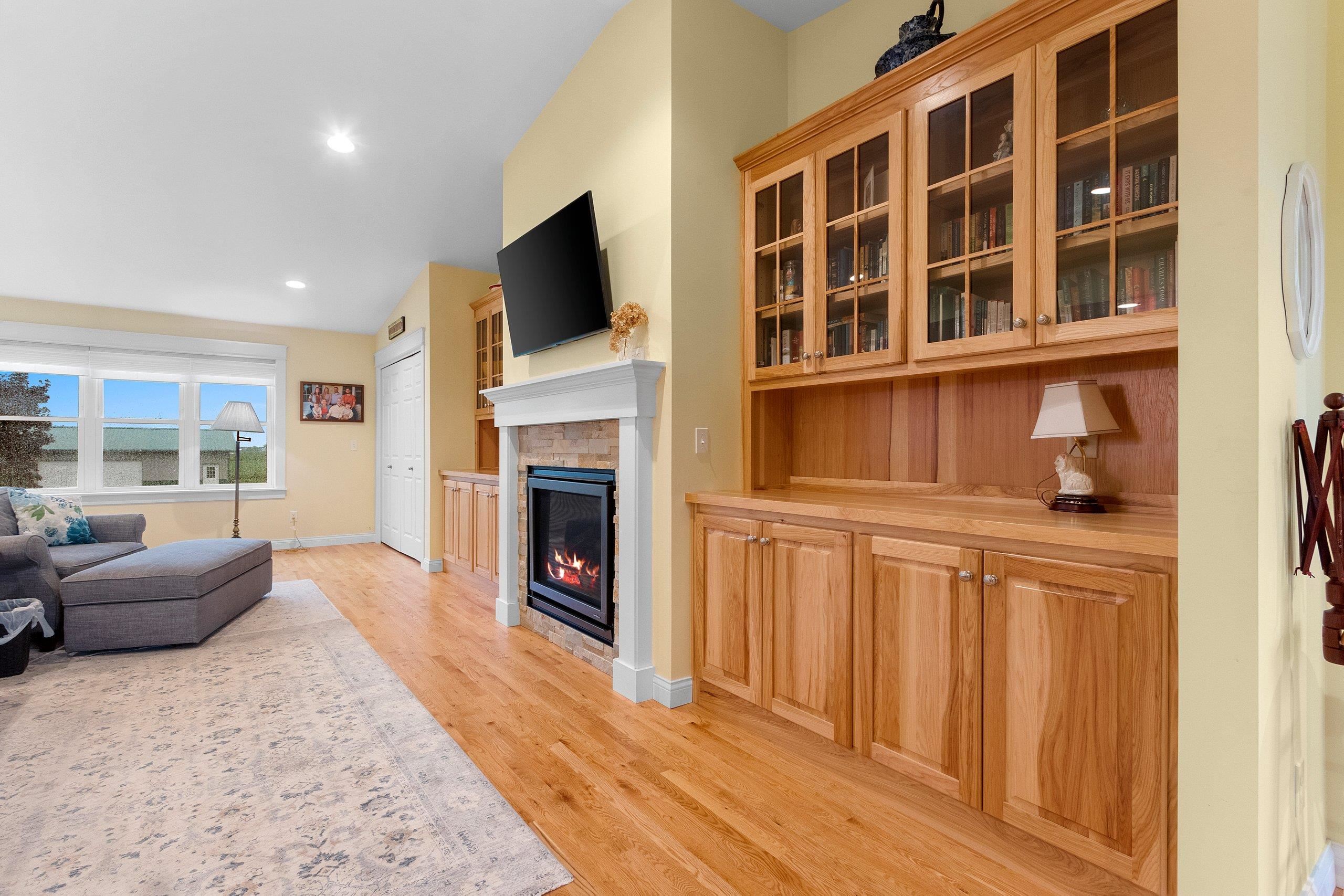 N2025 Willow Road Pulaski, WI 54162 - Photo 6 of 71