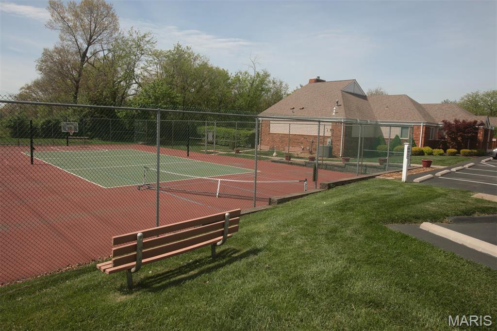 1340 Holgate Drive, Unit F2 Ballwin, MO 63021 - Photo 39 of 46