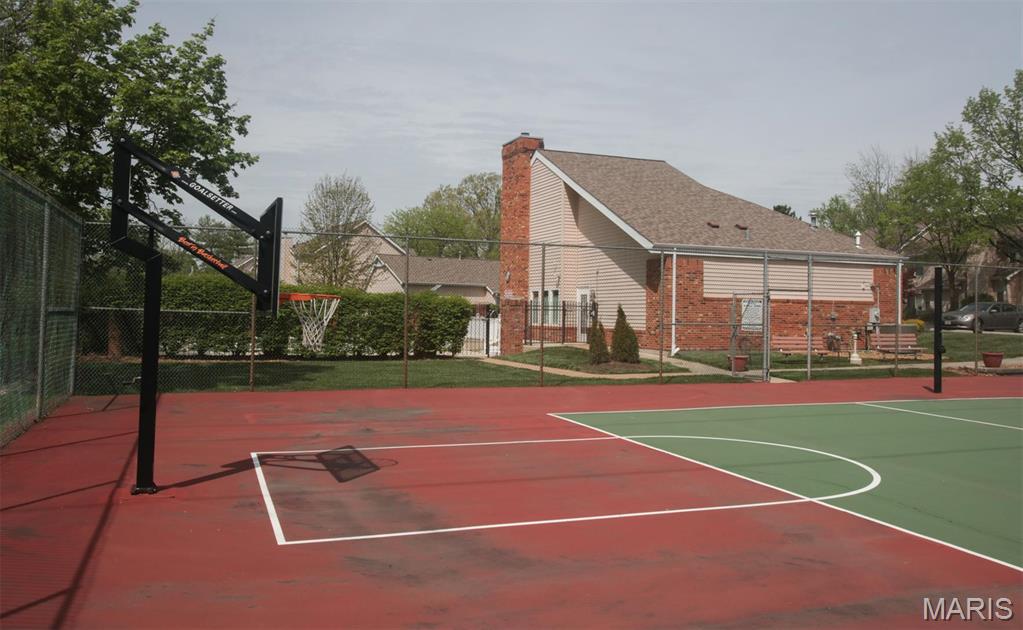 1340 Holgate Drive, Unit F2 Ballwin, MO 63021 - Photo 43 of 46