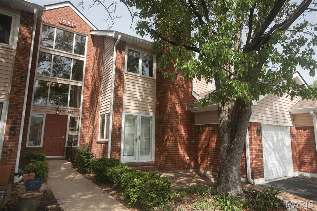 1340 Holgate Drive, Unit F2 Ballwin, MO 63021 - Photo 5 of 46