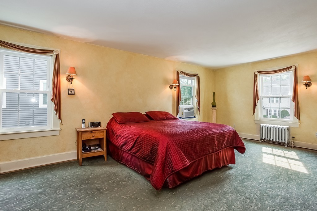 25 Mandalay Road Springfield, MA 01118 - Photo 13 of 30 Gallery Image 13