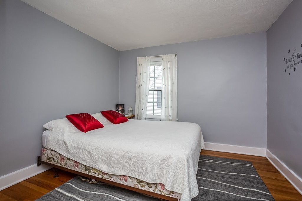 25 Mandalay Road Springfield, MA 01118 - Photo 17 of 30 Gallery Image 17