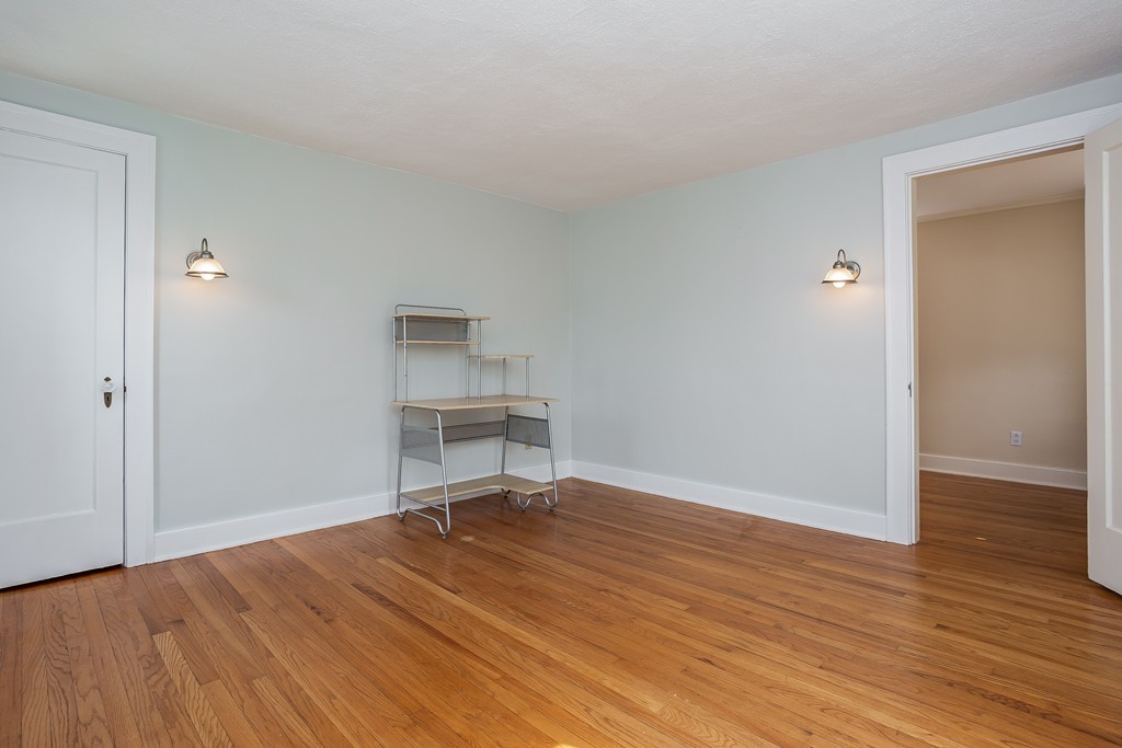 25 Mandalay Road Springfield, MA 01118 - Photo 21 of 30 Gallery Image 21