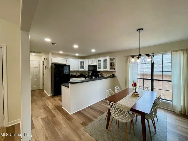 $283,900 | 598 Bedford Circle, Madison, MS 39110