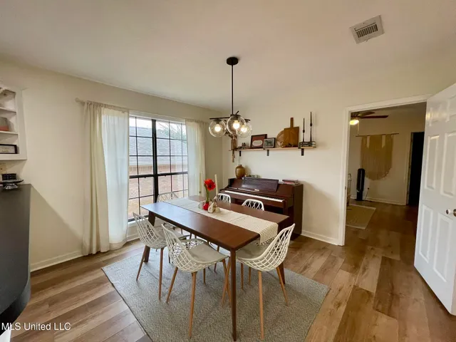 $283,900 | 598 Bedford Circle, Madison, MS 39110