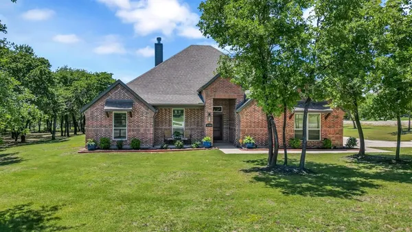 $530,000 | 330 Timbers Circle, Poolville, TX 76487