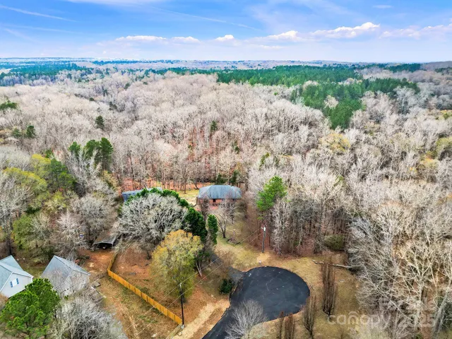 $575,000 | 3422 Broach Drive, Catawba, SC 29704