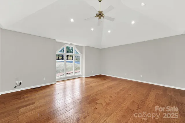 $575,000 | 3422 Broach Drive, Catawba, SC 29704