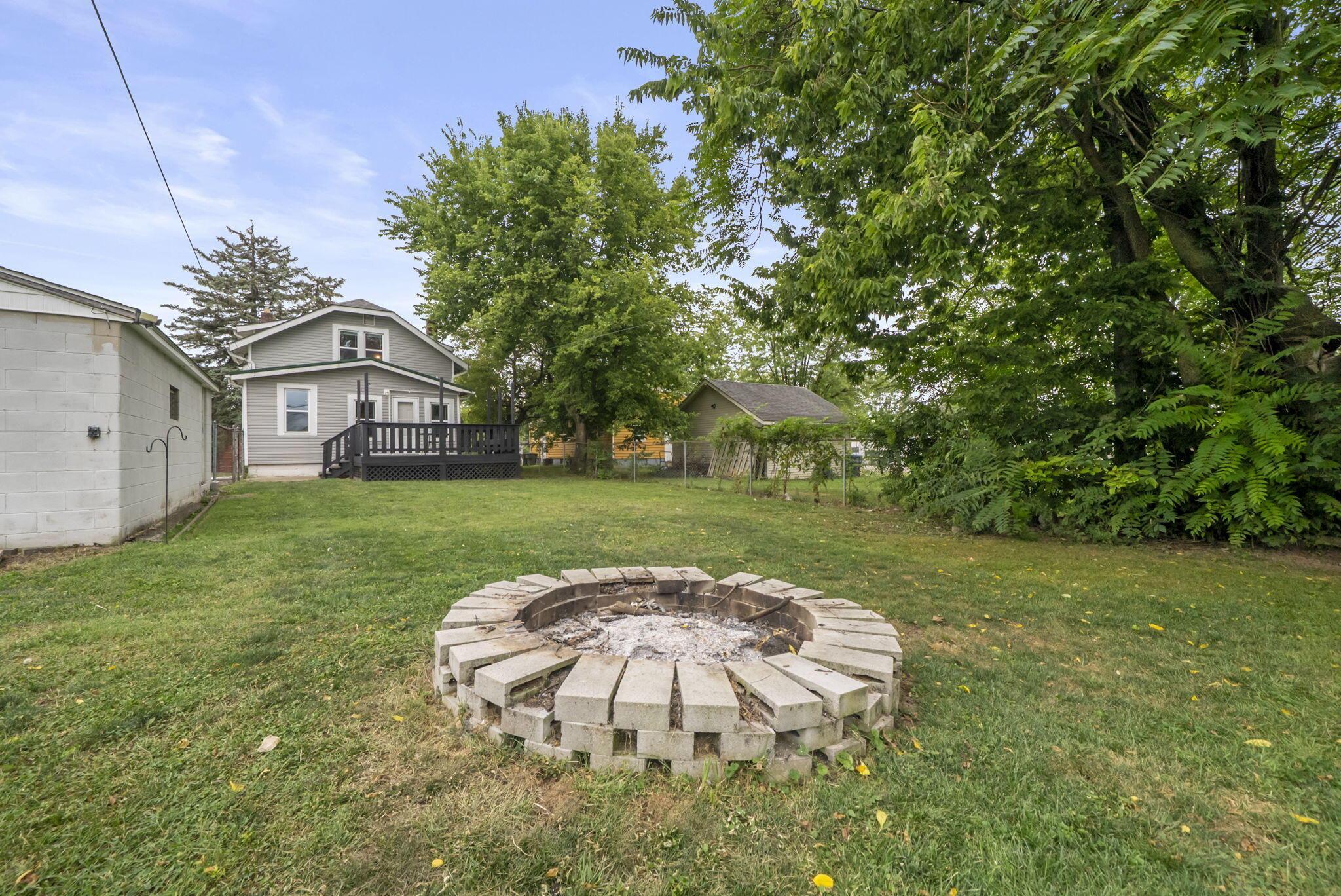 202 Williams Road Columbus, OH 43207 - Photo 40 of 50 Rear Yard
