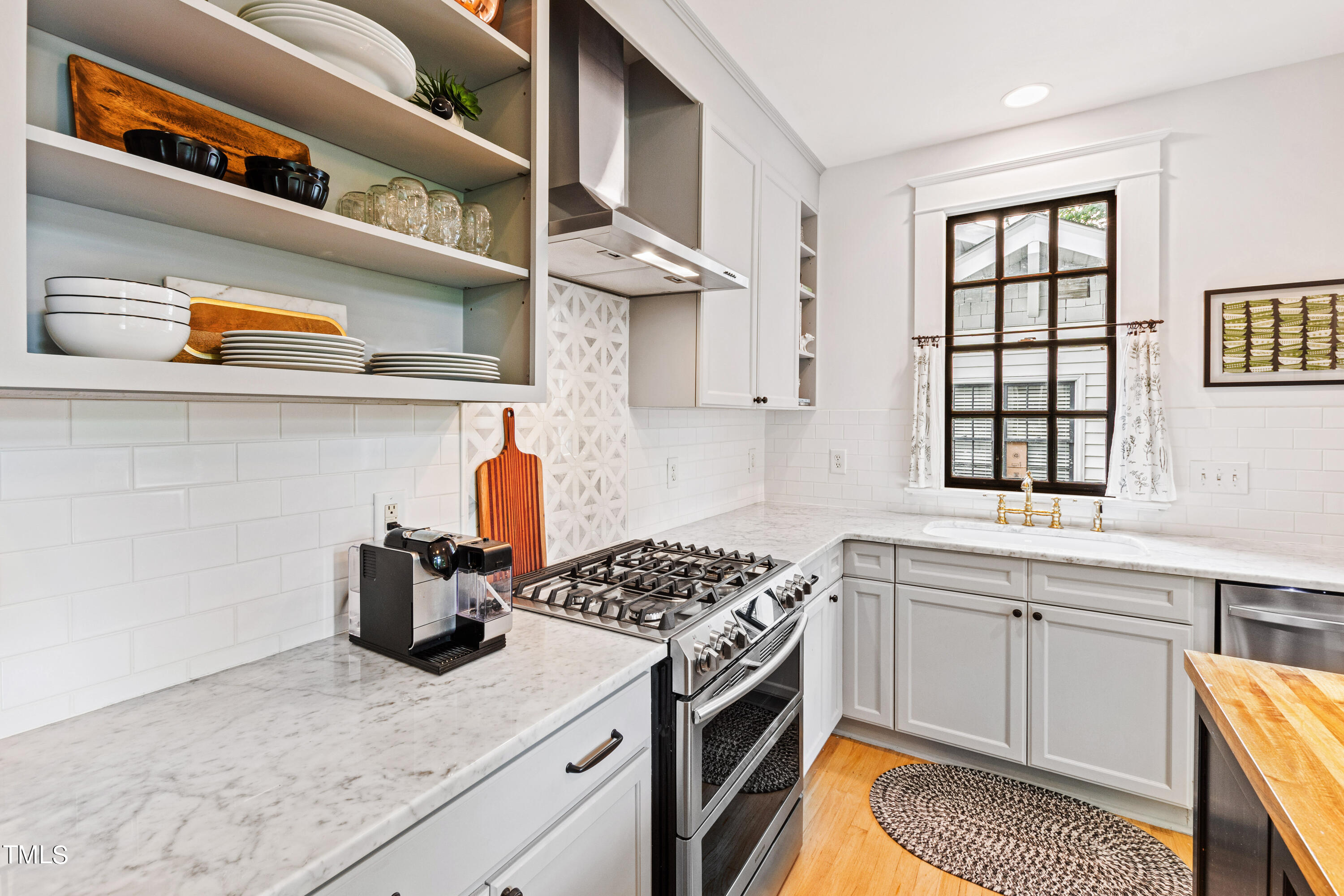 606 East Franklin Street Raleigh, NC 27604 - Photo 17 of 53 KitchenB