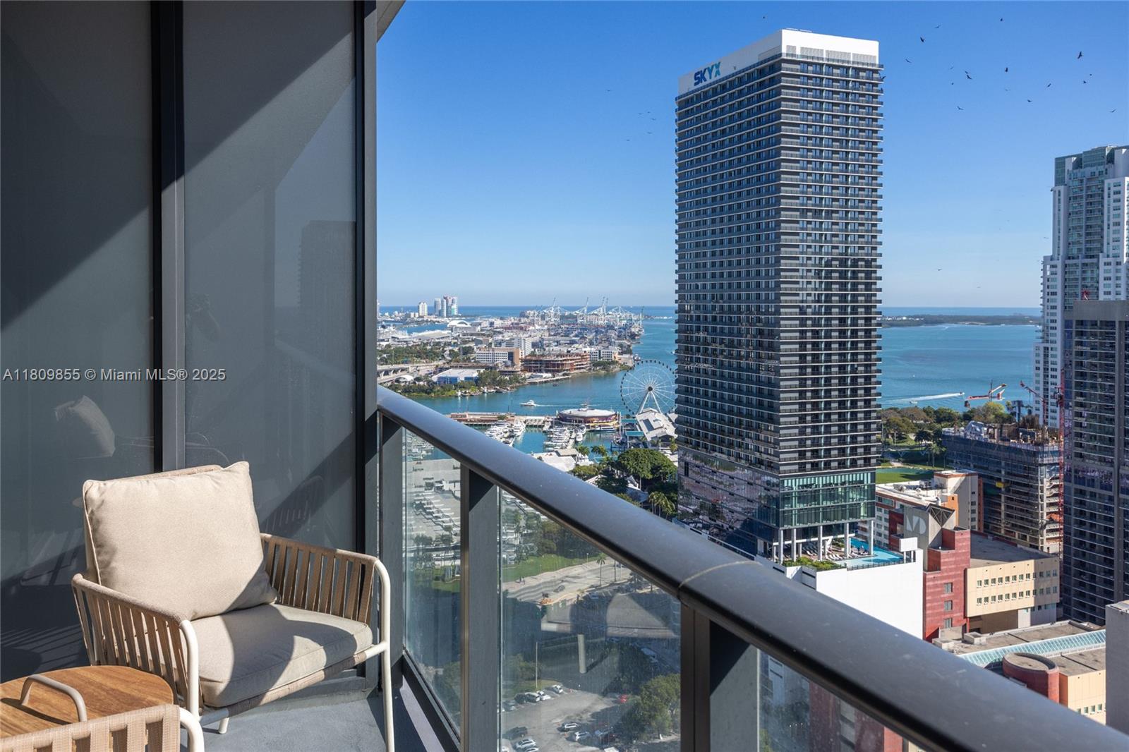 159 Northeast 6th Street, Unit 3012 Miami, FL 33132 - Photo 34 of 91