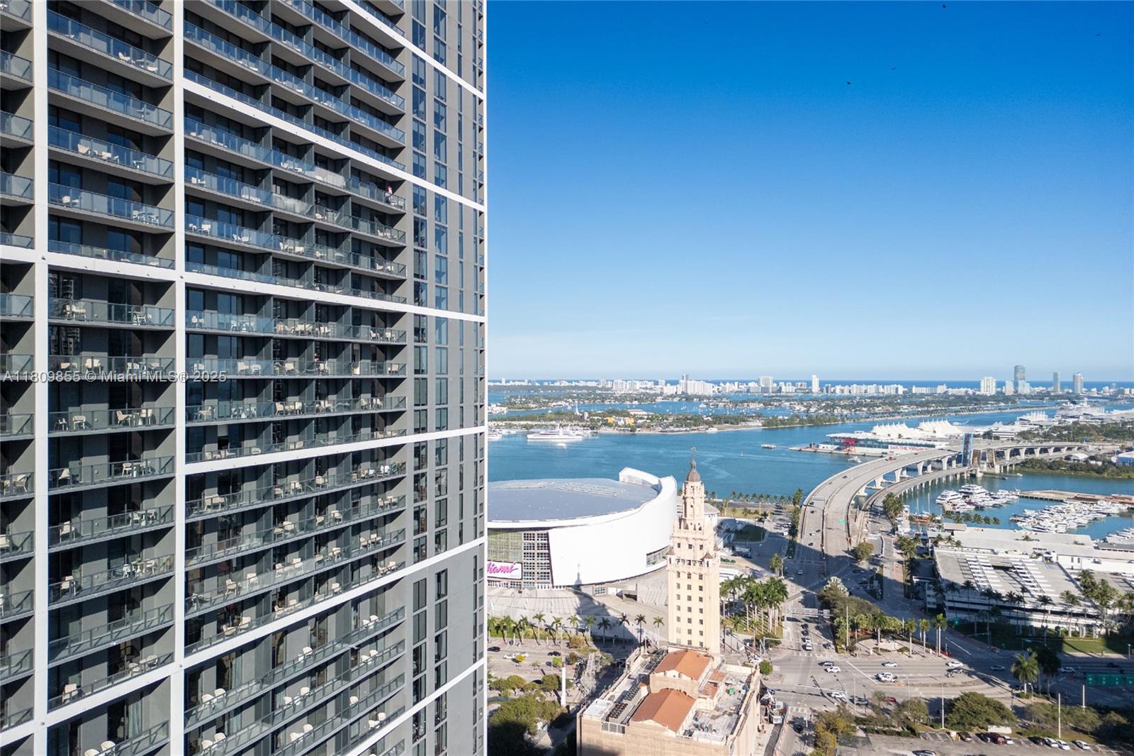 159 Northeast 6th Street, Unit 3012 Miami, FL 33132 - Photo 37 of 91