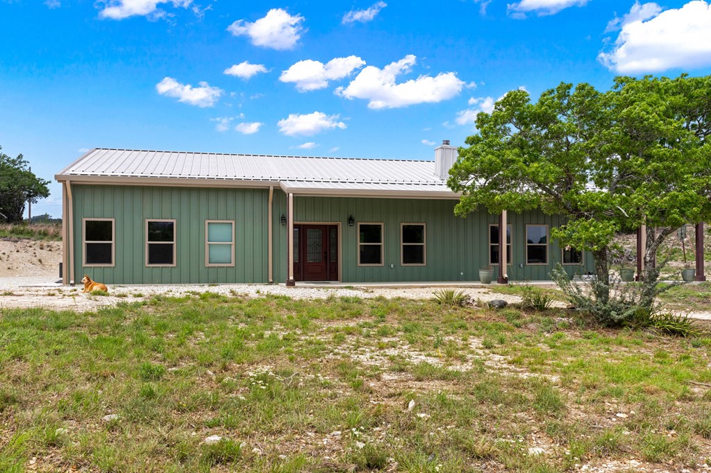 161 Balsly Road East Center Point, TX 78010 - Photo 3 of 31