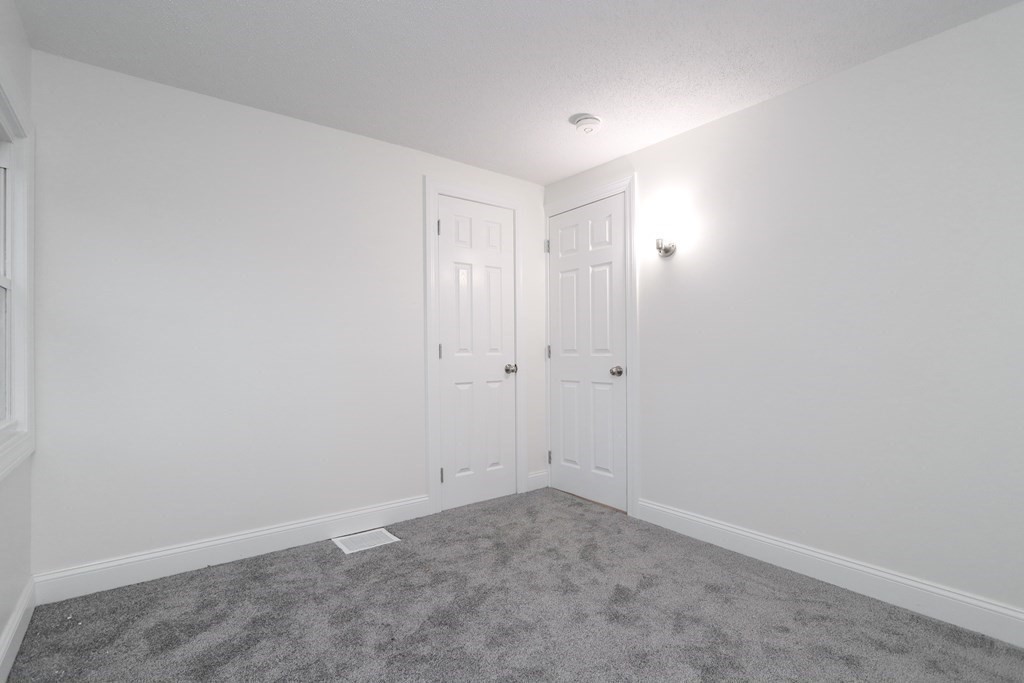 91 Canterbury Road Springfield, MA 01118 - Photo 18 of 33 Gallery Image 18