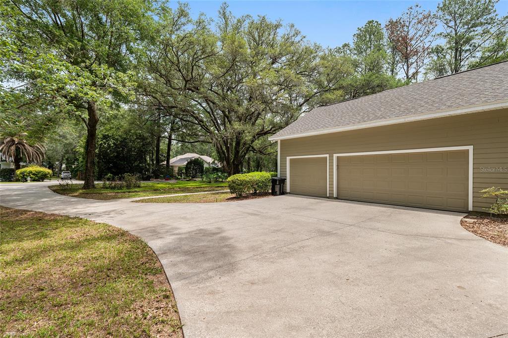 10511 Southwest 17th Place Gainesville, FL 32607 - Photo 60 of 77