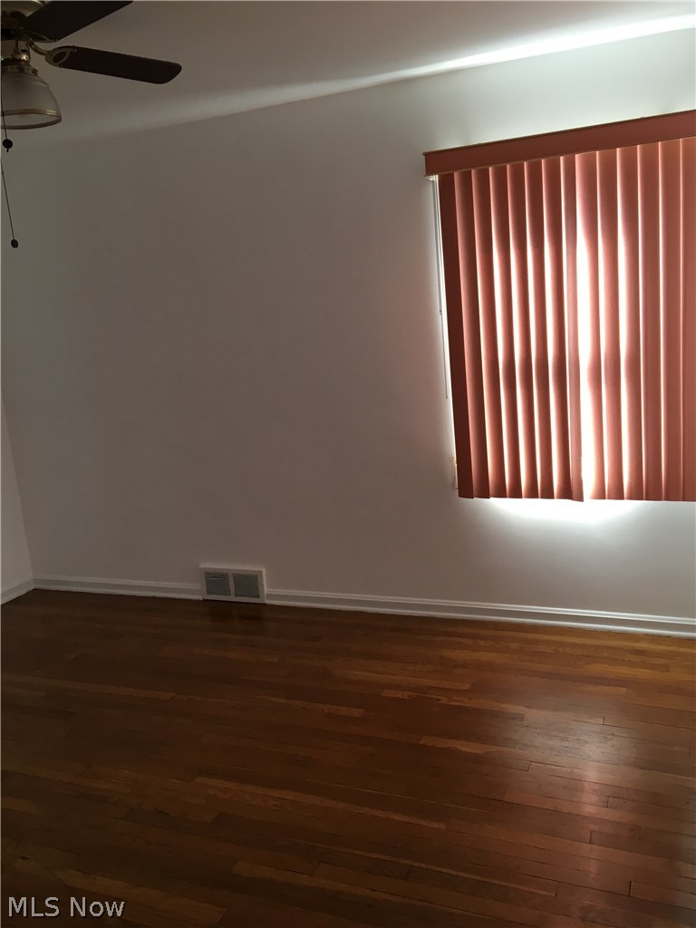 3313 Warren Road Cleveland, OH 44111 - Photo 12 of 19 Gallery Image 12