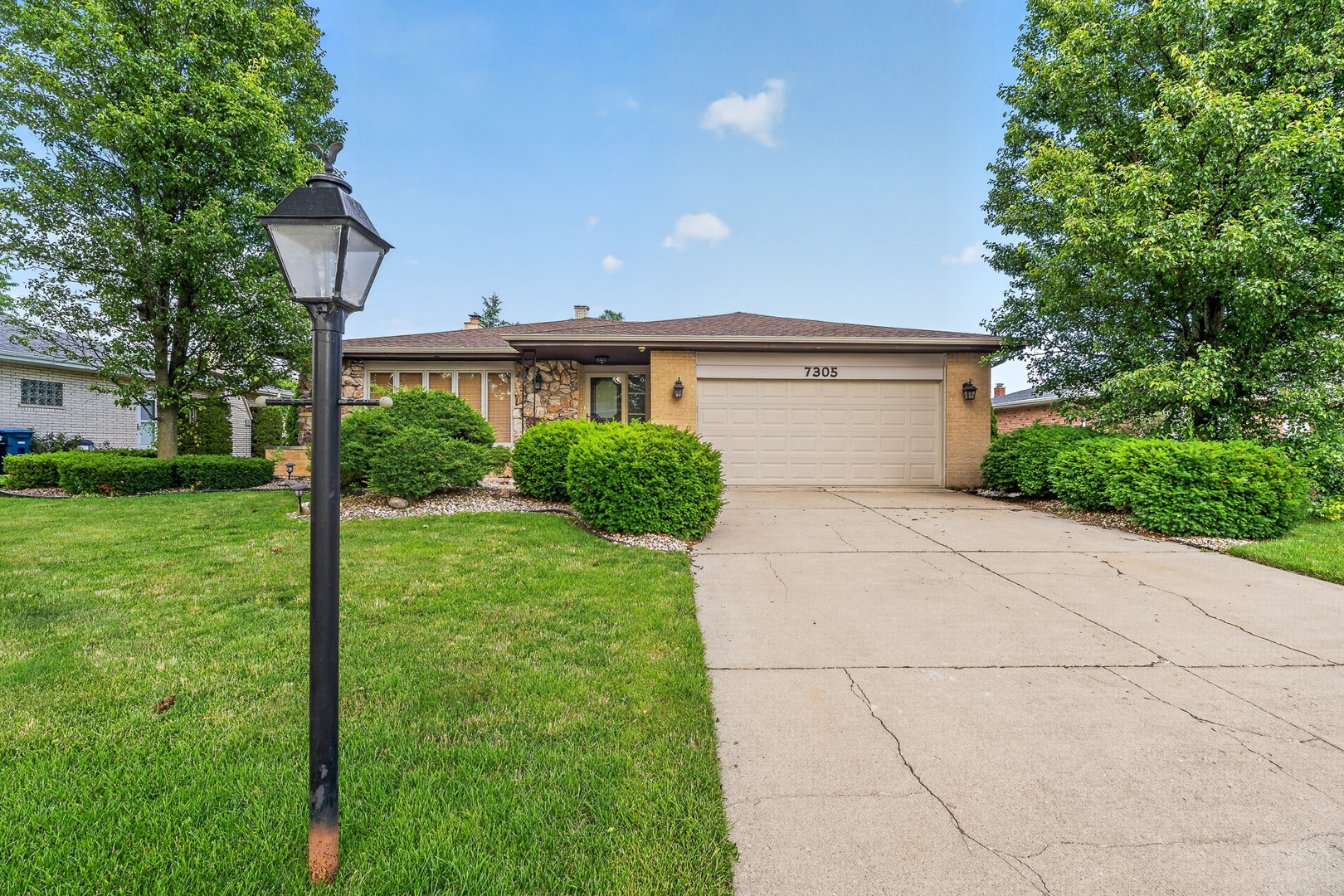 7305 Summit Road Darien, IL 60561 - Photo 36 of 47