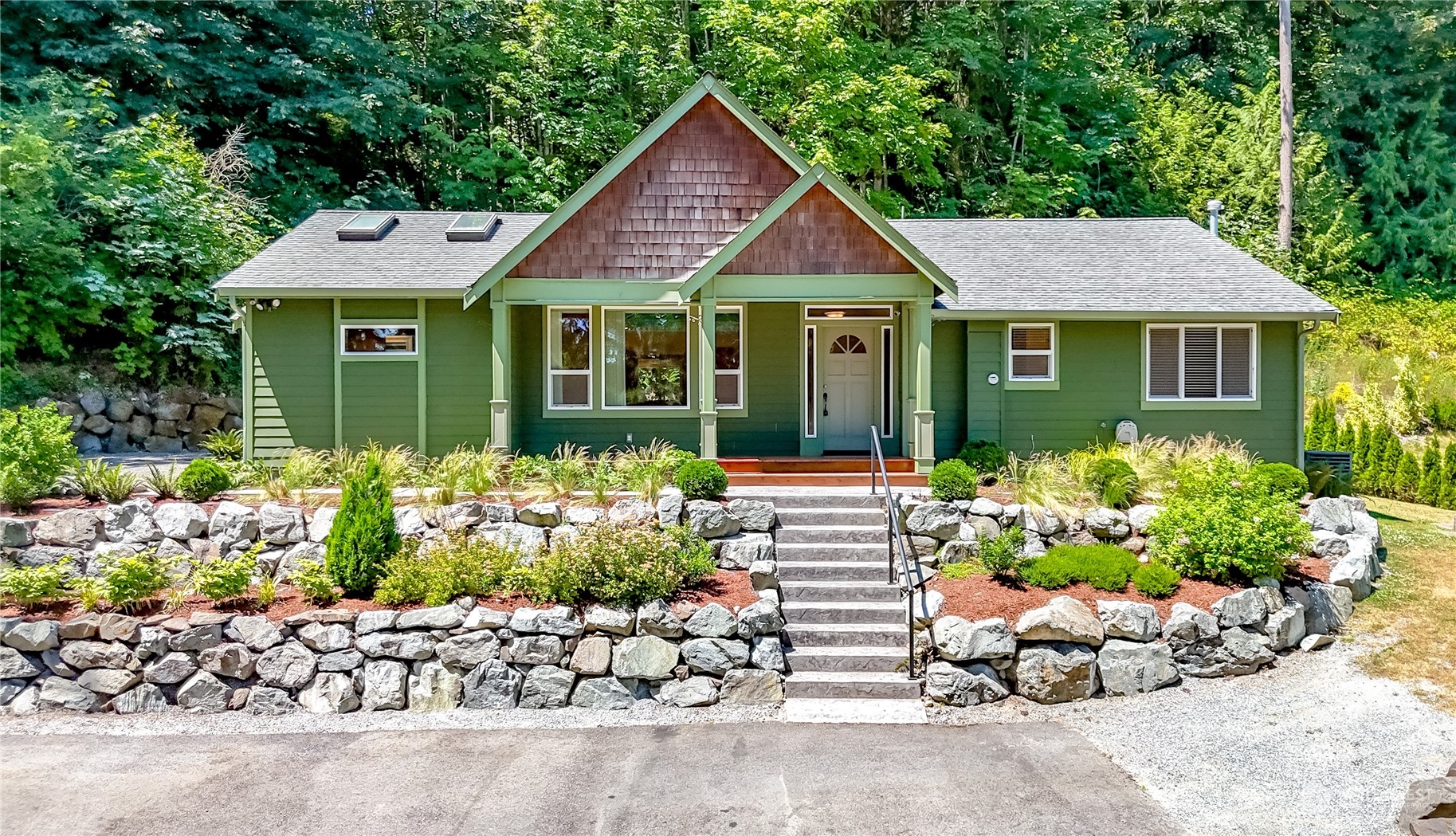 26731 Lake Fenwick Road South Kent, WA 98032 - Photo 1 of 28 Gallery Image 1