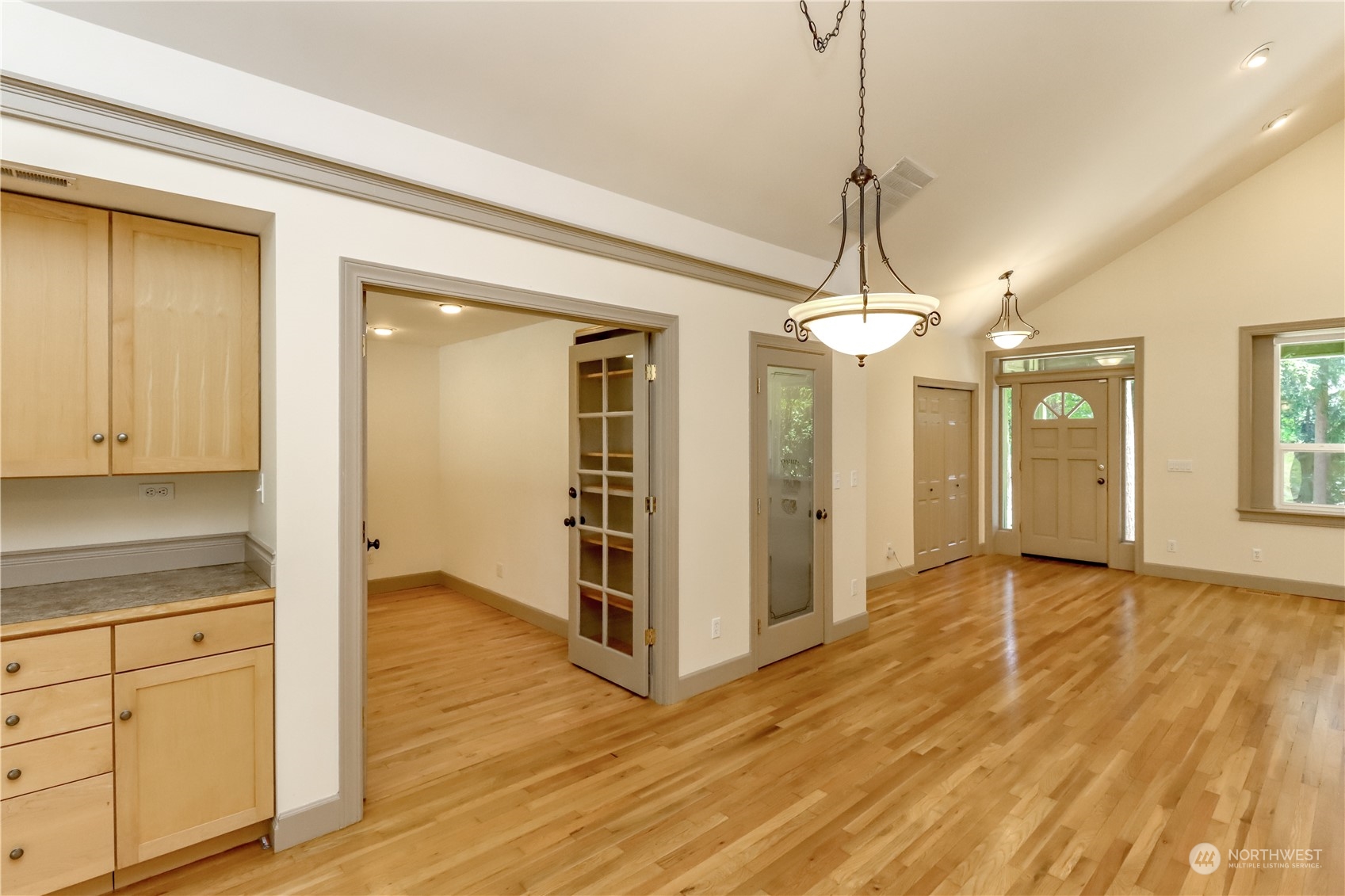 26731 Lake Fenwick Road South Kent, WA 98032 - Photo 14 of 28 Gallery Image 14