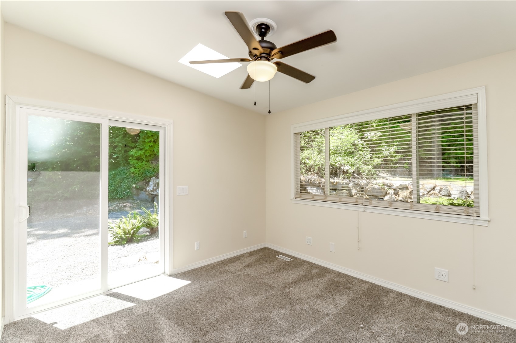 26731 Lake Fenwick Road South Kent, WA 98032 - Photo 16 of 28 Gallery Image 16