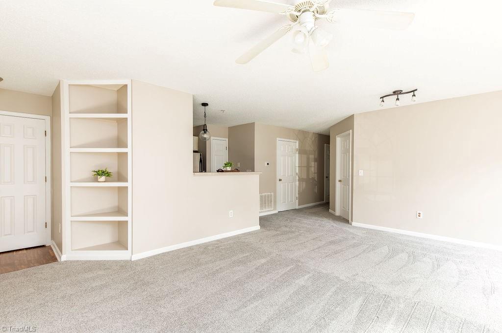131 James Road, Unit 1D High Point, NC 27265 - Photo 5 of 17