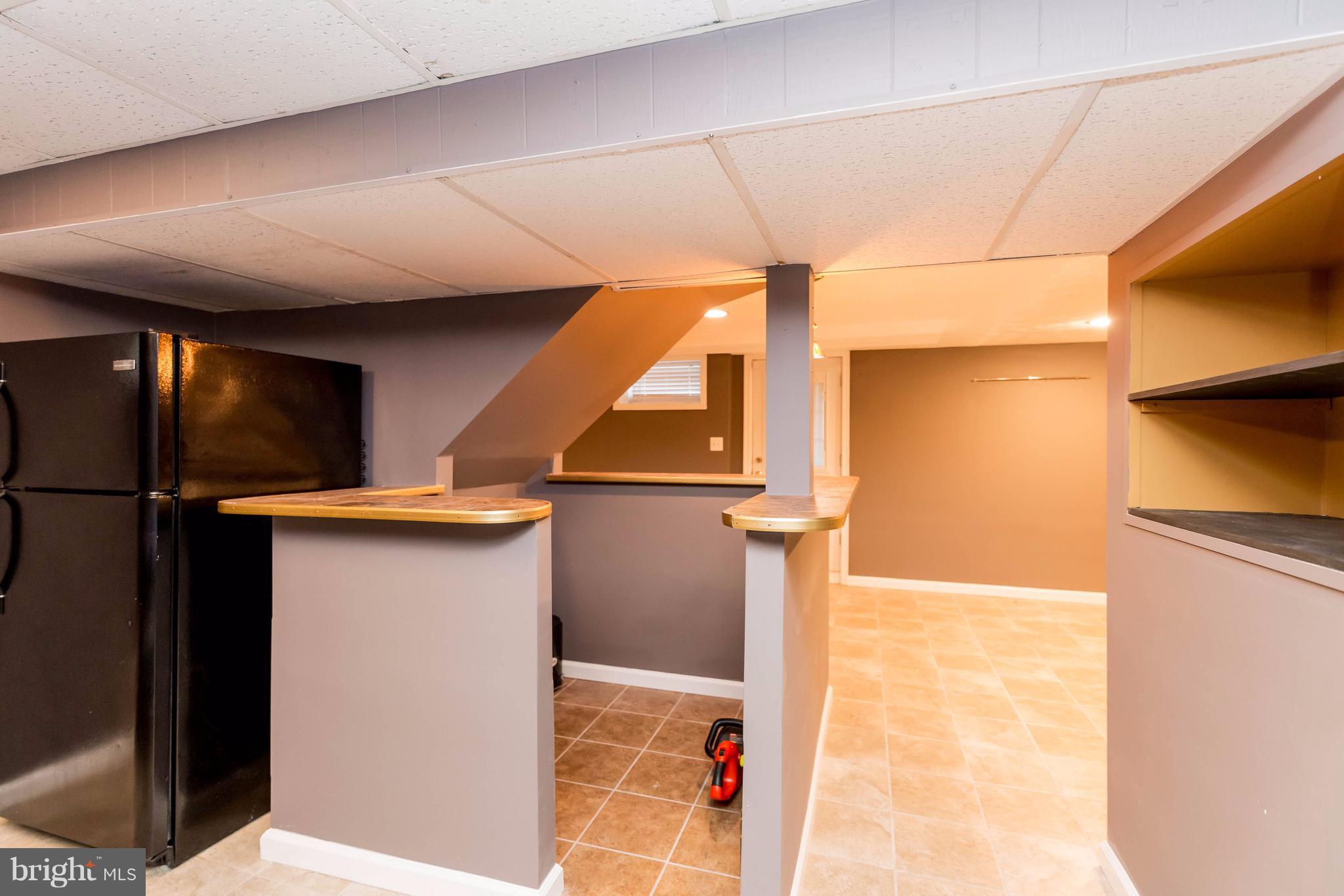 810 Crosby Road Baltimore, MD 21228 - Photo 22 of 30 a view of entryway