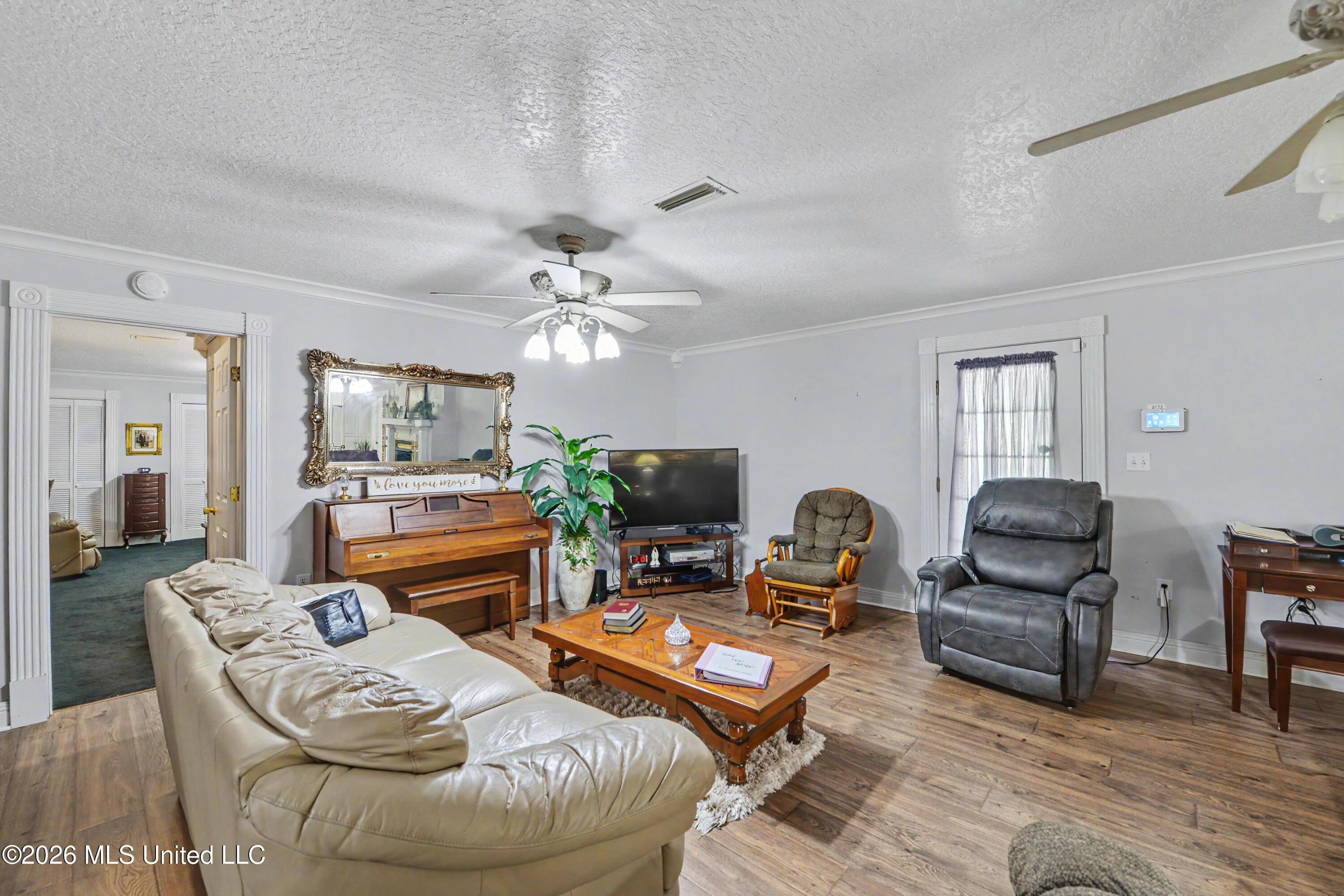 2222 Ms-198 Lucedale, MS 39452 - Photo 7 of 43 living