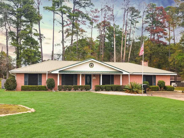 $239,000 | 105 Cinnamon Oaks Street, Jasper, TX 75951