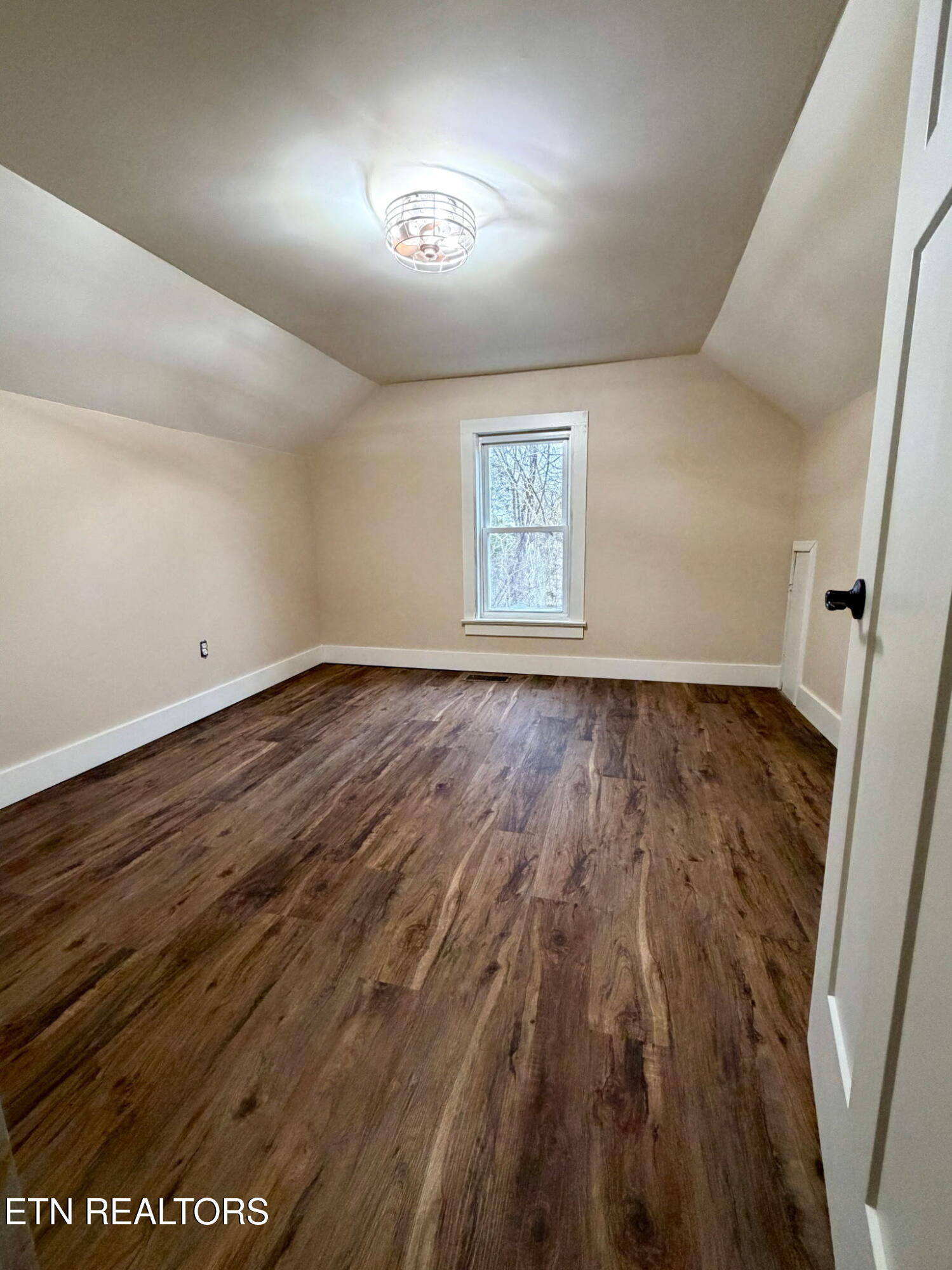 208 Mountain Road Luttrell, TN 37779 - Photo 19 of 21 IMG_20260219_081153 (10)