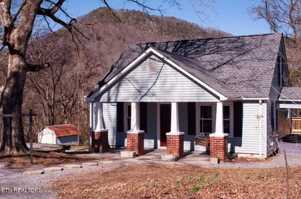 $349,900 | 208 Mountain Road, Luttrell, TN 37779