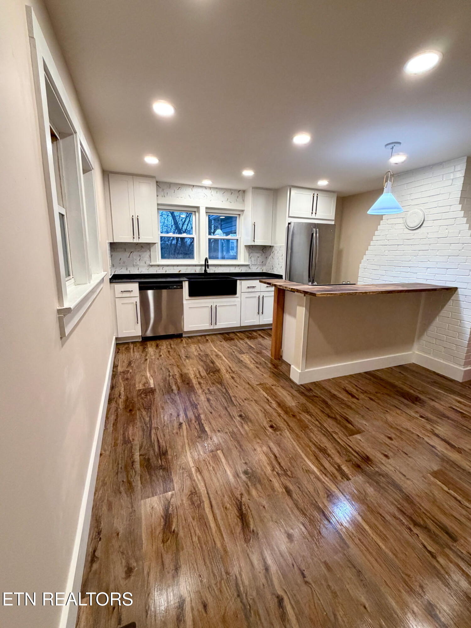 208 Mountain Road Luttrell, TN 37779 - Photo 10 of 21 IMG_20260219_081153 (4)