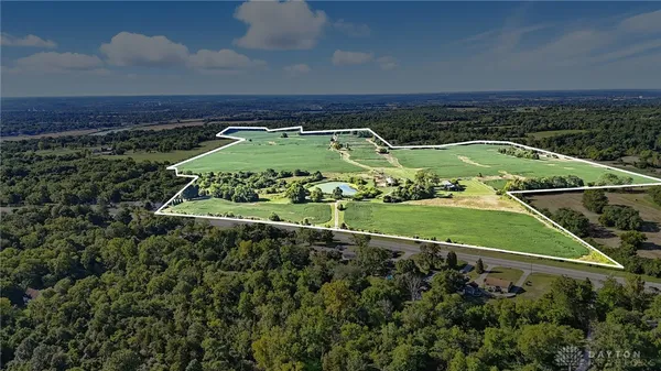 $3,950,000 | 881 Middletown Eaton Road, Middletown, OH 45042