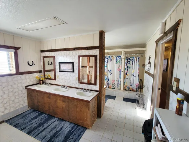 $1,650,000 | 7526 County Road 50, Center, CO 81125