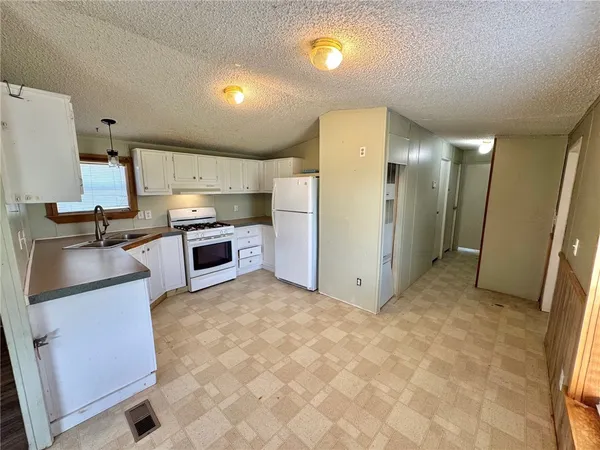 $1,190,000 | 571 Farm To Market Road 799, George West, TX 78022