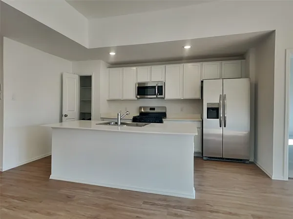 $2,199 | 27019 Breakaway Lane, Katy, TX 77493